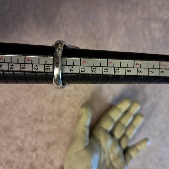 Statement Cocktail Ring Large Black Faceted Stone Witch Goth Size 7 - Picture 5 of 5